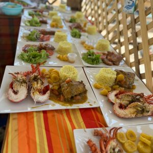 ☀️EXCURSION JOURNÉE COMPLÈTE – REPAS SUR PONTON 🏝️🍽️